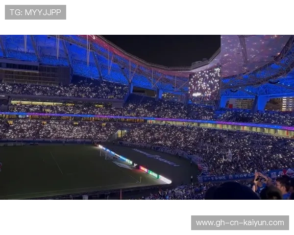 上海申花拉唐边路突破送出精准传中：速度与空间的极致演绎